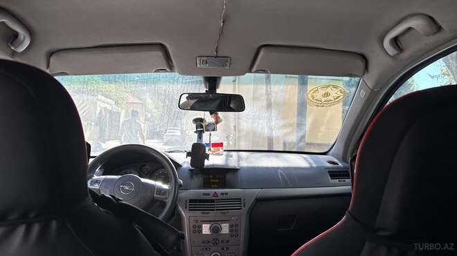Opel Astra 2004, 280,000 km - 1.4 l - Bakı