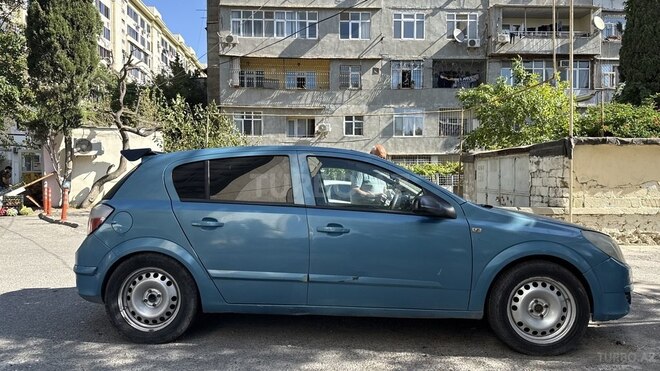 Opel Astra 2004, 280,000 km - 1.4 l - Bakı