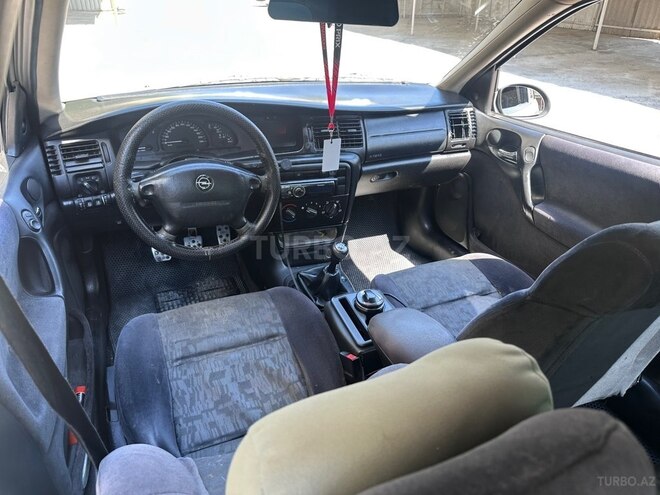 Opel Vectra 1999, 269,629 km - 1.8 l - Bakı
