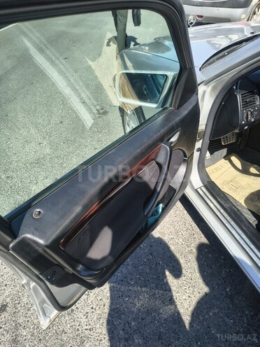 Mercedes C 240 1997, 206,364 km - 2.4 l - Bakı