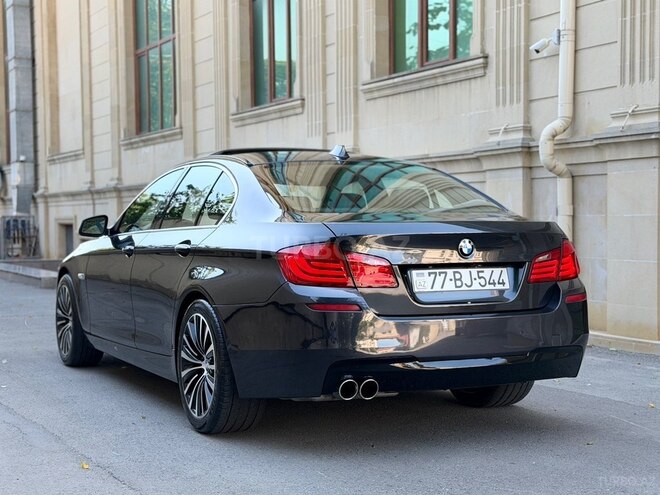 BMW 528 2011, 290,000 km - 2.0 л - Bakı