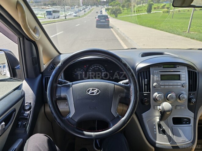 Hyundai H-1 2012, 280,000 km - 2.5 l - Bakı