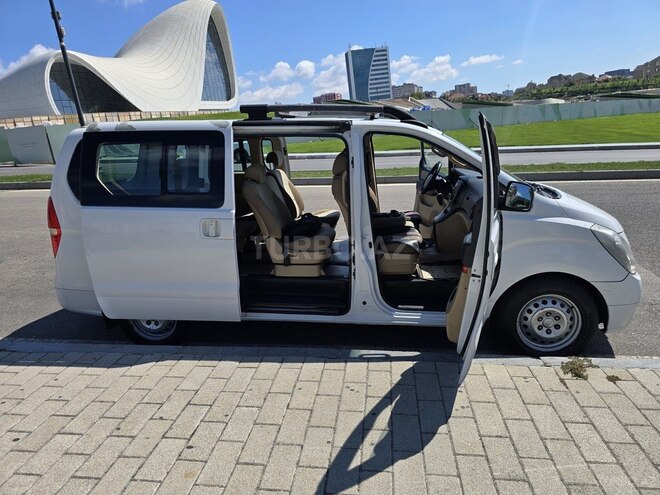 Hyundai H-1 2012, 280,000 km - 2.5 l - Bakı