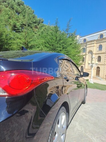 Hyundai Elantra 2013, 198,000 km - 1.8 l - Bakı