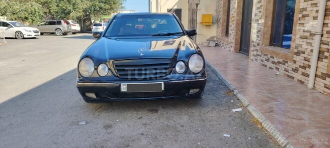 Mercedes E 270 2000, 248,000 km - 2.7 l - Sumqayıt