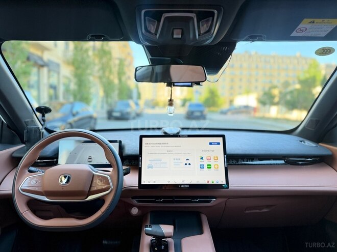 Changan  2025, 43,000 km - 1.5 l - Bakı
