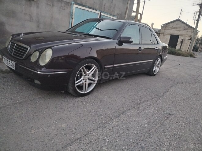 Mercedes E 280 2001, 359,000 km - 2.8 l - Bakı