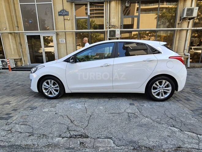 Hyundai i30 2014, 287,000 km - 1.6 l - Bakı