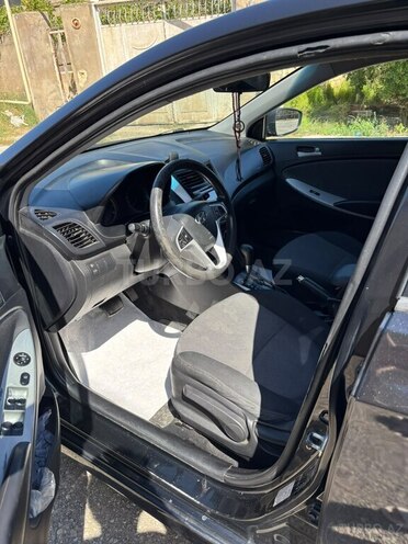 Hyundai Accent 2012, 240,000 km - 1.6 l - Bakı