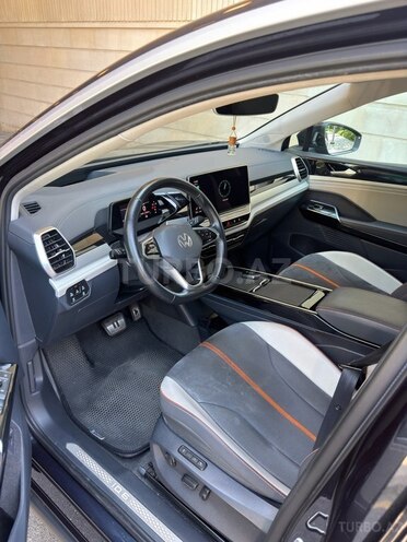 Volkswagen ID.6 Crozz 2022, 82,000 km - 0.0 l - Bakı