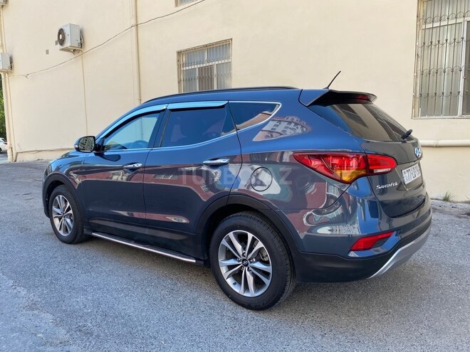 Hyundai Santa Fe 2016, 282,500 km - 2.0 л - Bakı