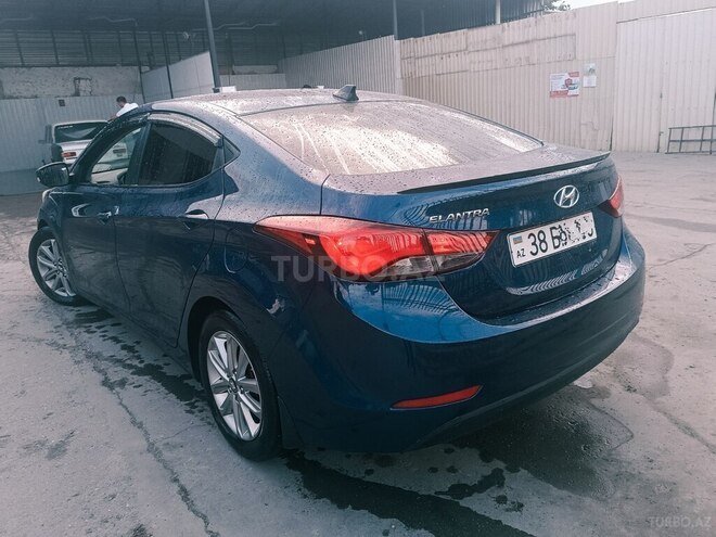 Hyundai Elantra 2015, 174,000 km - 1.8 l - Qusar