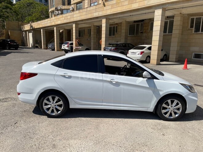 Hyundai Accent 2012, 306,500 km - 1.6 l - Bakı