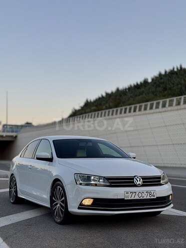 Volkswagen Jetta 2016, 136,800 km - 1.8 л - Bakı