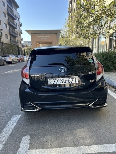 Toyota Aqua 2016, 122,000 km - 1.5 l - Bakı