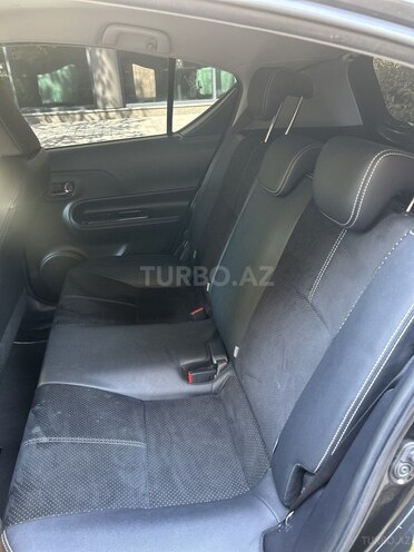 Toyota Aqua 2016, 122,000 km - 1.5 l - Bakı