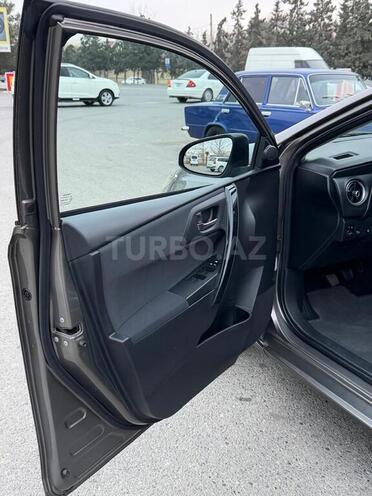 Toyota Auris 2016, 305,000 km - 1.6 l - Şirvan