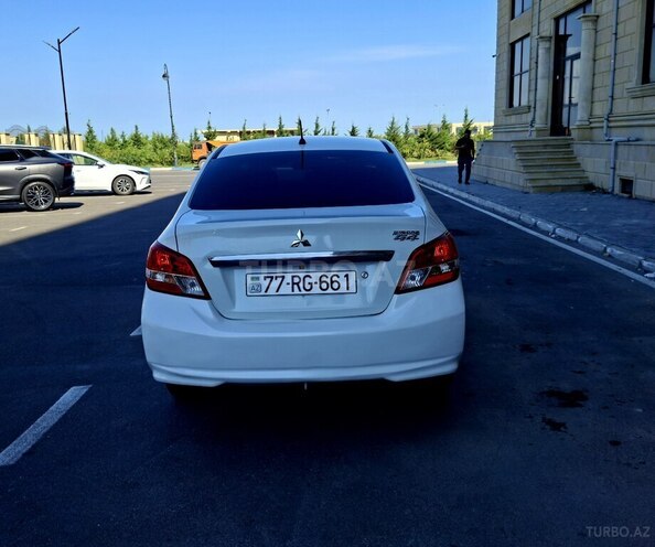 Mitsubishi Mirage 2017, 119,000 km - 1.2 l - Bakı