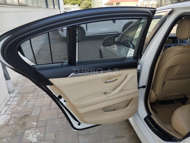 BMW 520 2014, 181,000 km - 2.0 l - Bakı