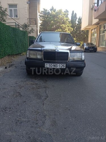 Mercedes E 200 1993, 500,000 km - 2.0 л - Babək
