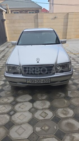 Mercedes C 240 2000, 320,000 km - 2.4 л - Sumqayıt