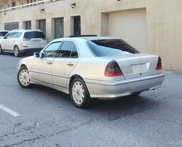 Mercedes C 230 1998, 281,553 km - 2.3 l - Bakı