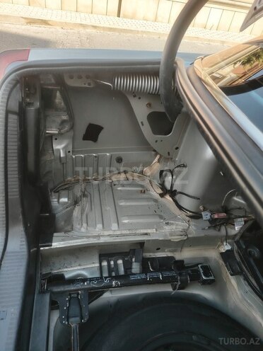 Mercedes C 230 1998, 281,553 km - 2.3 l - Bakı