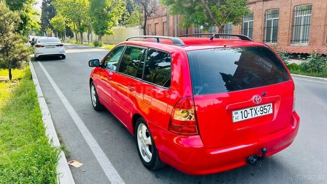 Toyota Corolla 2005, 390,000 km - 1.4 l - Gəncə