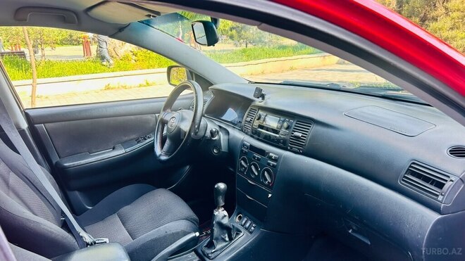 Toyota Corolla 2005, 390,000 km - 1.4 l - Gəncə