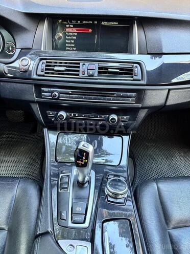 BMW 528 2014, 282,000 km - 2.0 л - Bakı