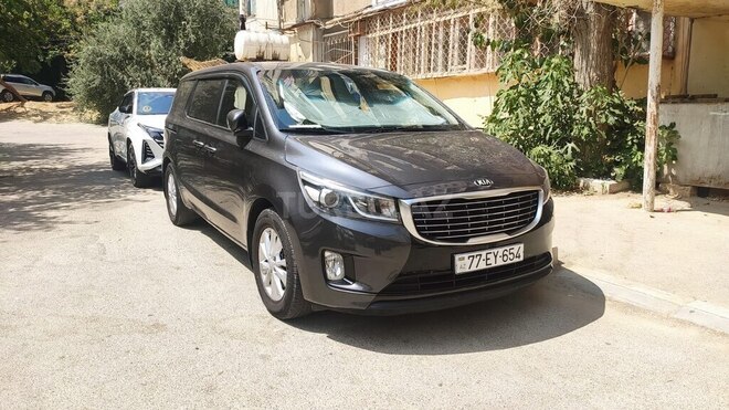 Kia Carnival 2017, 258,000 km - 2.2 l - Bakı