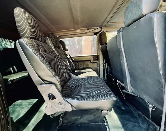 Mercedes  2002, 868,727 km - 2.1 л - Göyçay