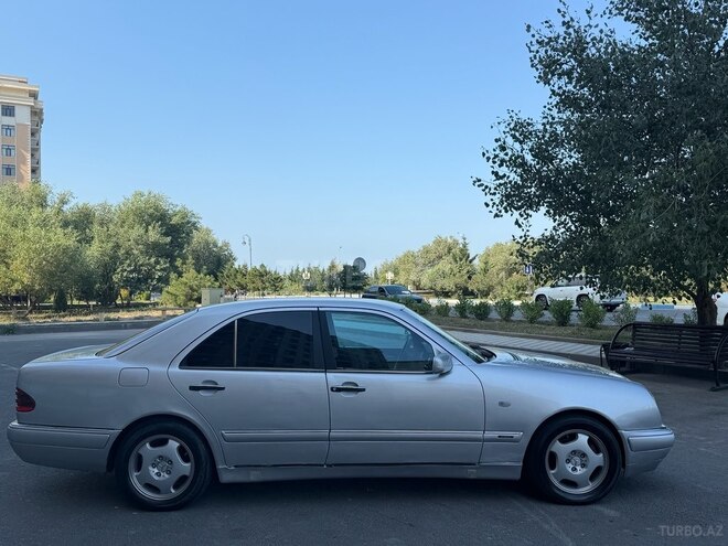 Mercedes E 320 1995, 254,321 km - 3.2 l - Bakı