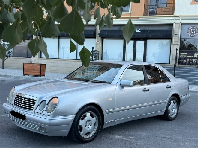 Mercedes E 320 1995, 254,321 km - 3.2 l - Bakı