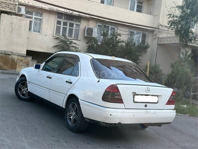Mercedes C 180 1994, 235,000 km - 1.8 l - Bakı