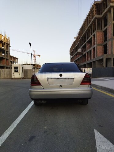 Mercedes C 250 1996, 389,800 km - 2.5 l - İmişli