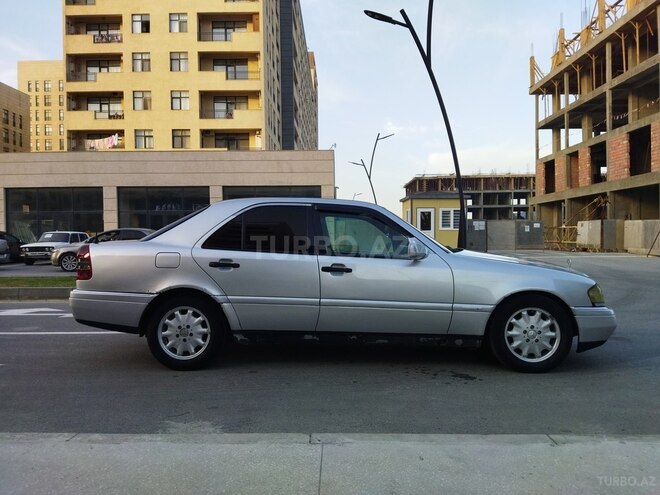 Mercedes C 250 1996, 389,800 km - 2.5 l - İmişli
