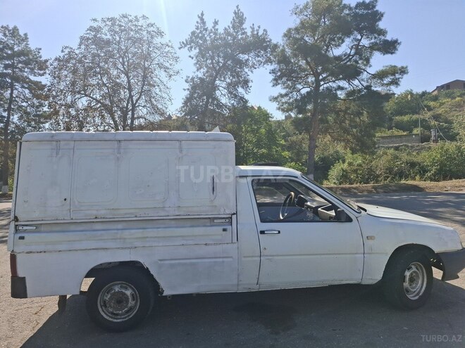 IJ 2717 2005, 200,000 km - 1.7 l - Quba