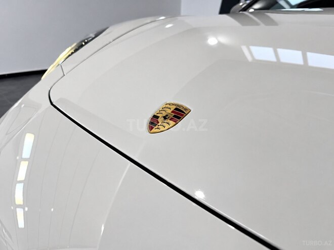 Porsche Panamera 4 E-Hybrid 2024, 700 km - 2.9 l - Bakı