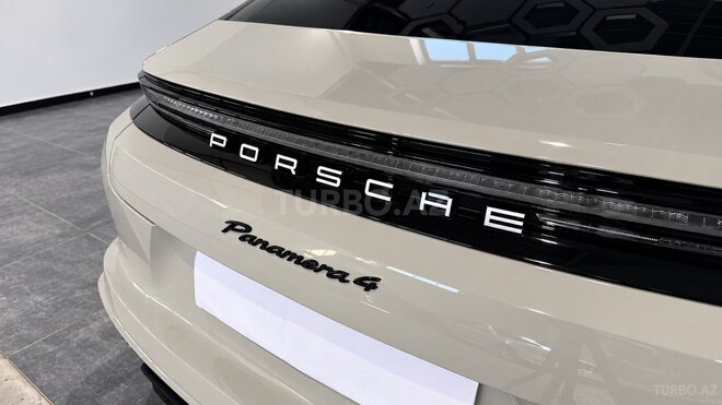 Porsche Panamera 4 E-Hybrid 2024, 700 km - 2.9 l - Bakı