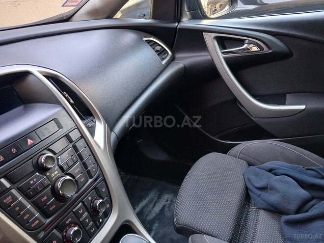 Opel Astra 2009, 213,000 km - 1.6 l - Bakı