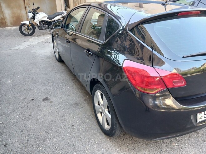 Opel Astra 2009, 213,000 km - 1.6 l - Bakı