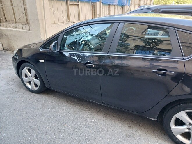 Opel Astra 2009, 213,000 km - 1.6 l - Bakı