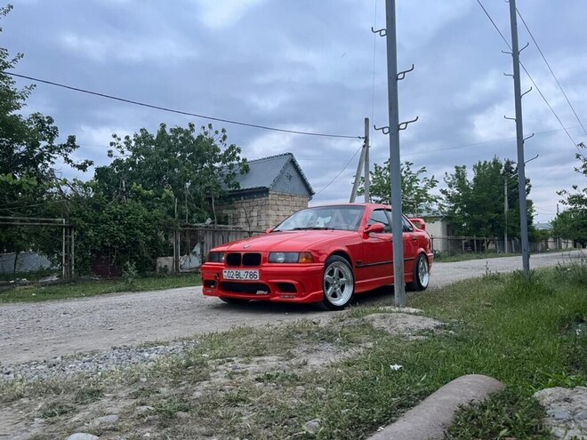 BMW 318 1996, 352,000 km - 1.8 l - Ağcabədi