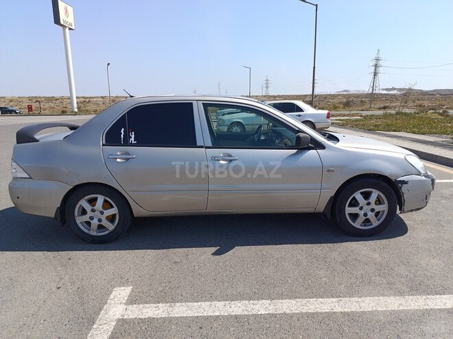 Mitsubishi Lancer 2008, 284,000 km - 1.6 l - Şirvan