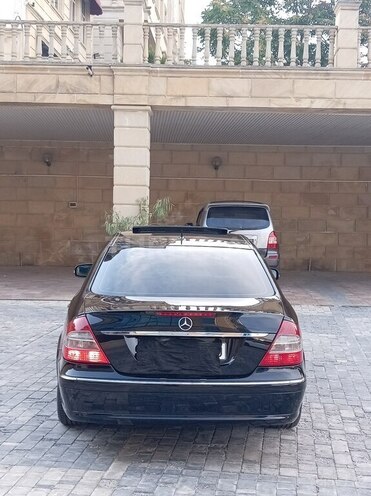 Mercedes E 230 2007, 295,000 km - 2.5 l - Bakı