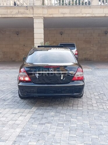 Mercedes E 230 2007, 295,000 km - 2.5 l - Bakı