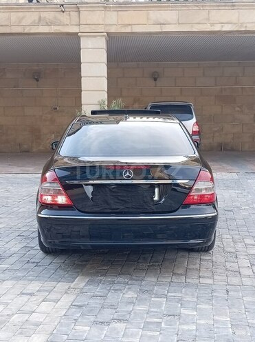 Mercedes E 230 2007, 295,000 km - 2.5 l - Bakı
