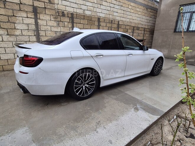 BMW 528 2014, 254,000 km - 2.0 л - Sumqayıt