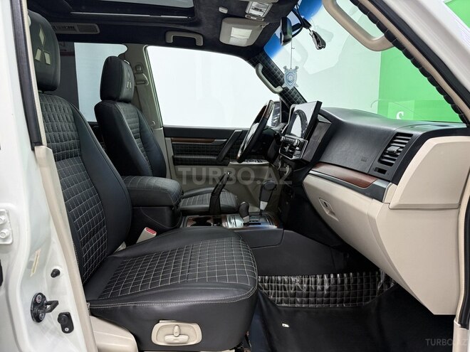 Mitsubishi Pajero 2008, 151,000 km - 3.0 л - Bakı